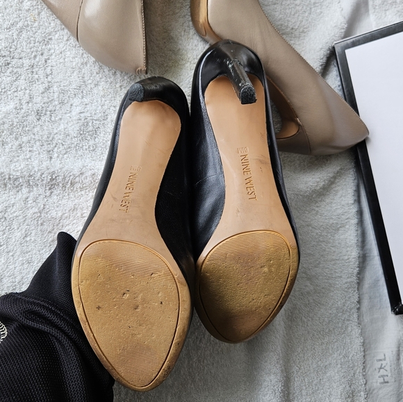 Nine West Two-Tone Pointed Toe Pumps in Black and Taupe size 6.5 - Picture 13 of 14